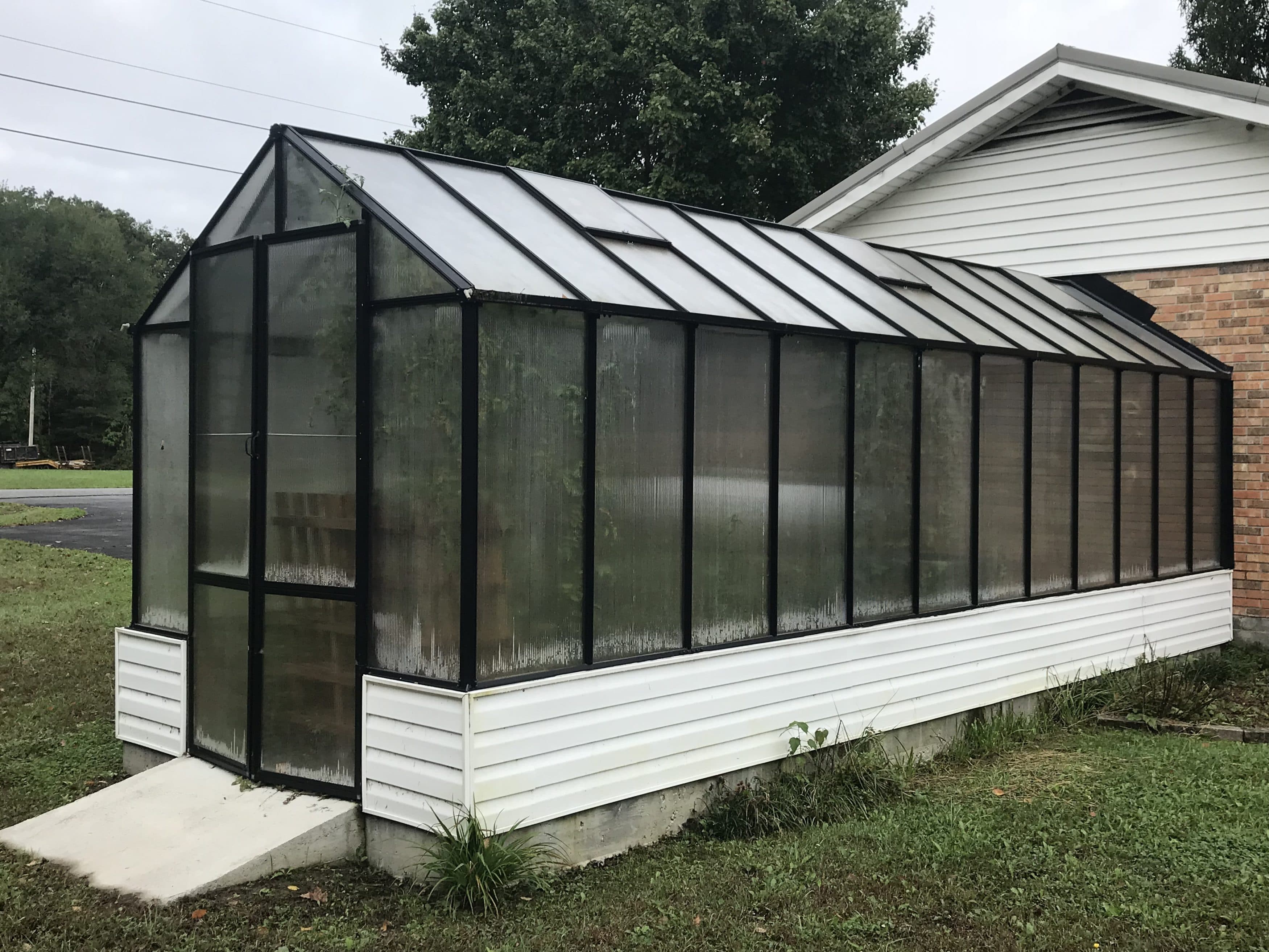 build s greenhouse
